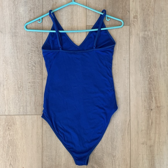 Aritzia Talula KINVER BODYSUIT size s in bluebell - Picture 3 of 4